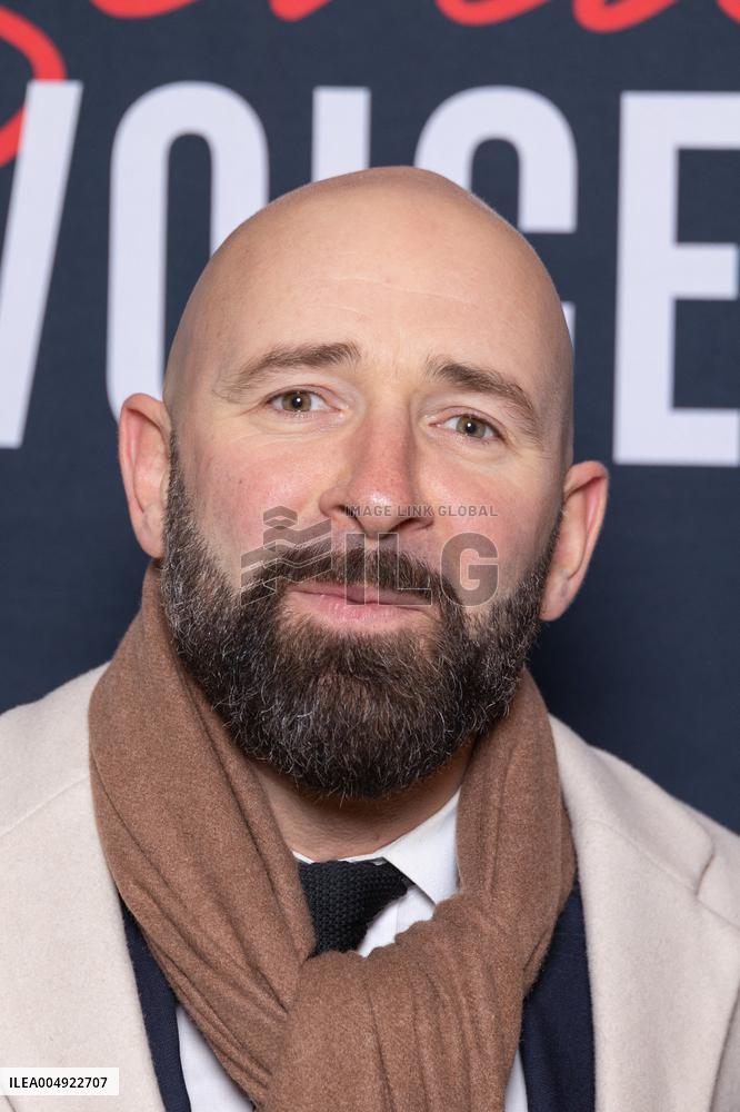 The Voice Is Back - Franck Sinatra - Paris