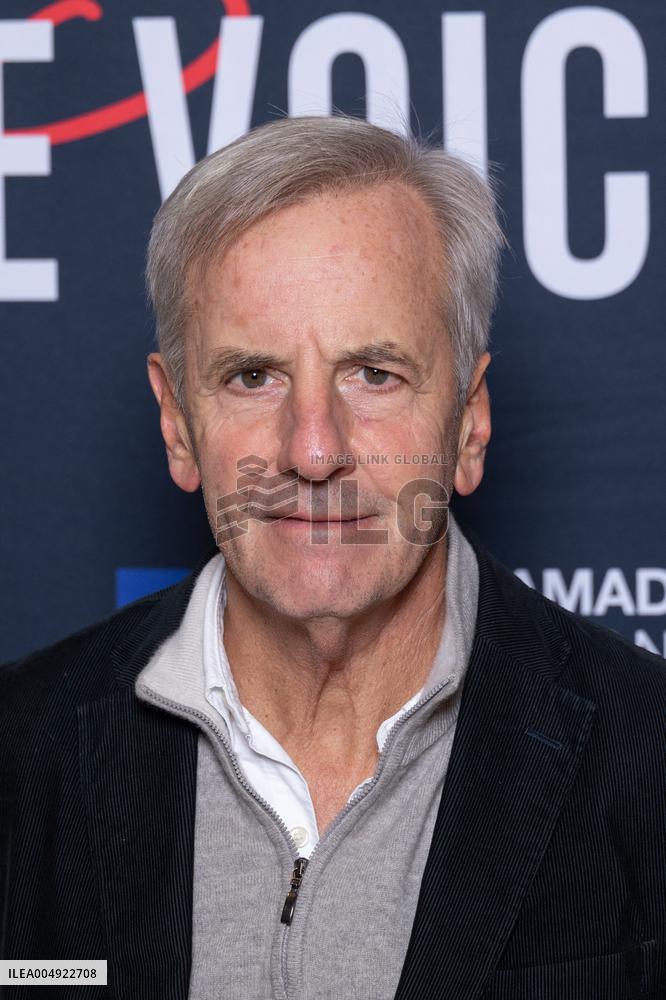 The Voice Is Back - Franck Sinatra - Paris