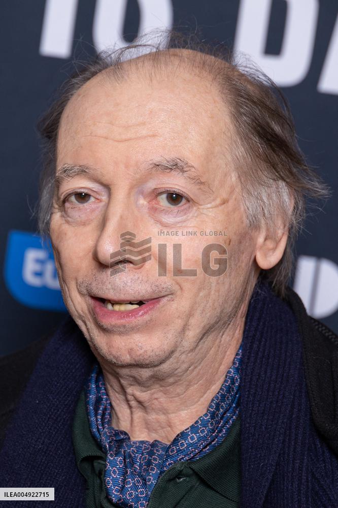 The Voice Is Back - Franck Sinatra - Paris