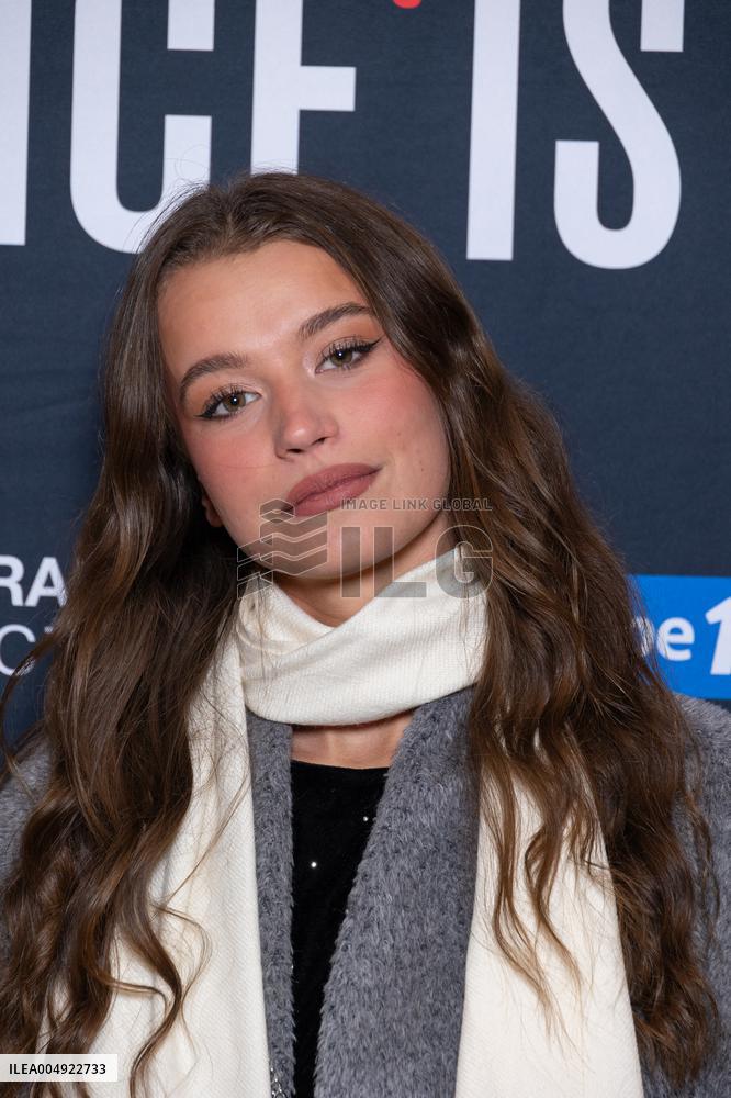 The Voice Is Back - Franck Sinatra - Paris