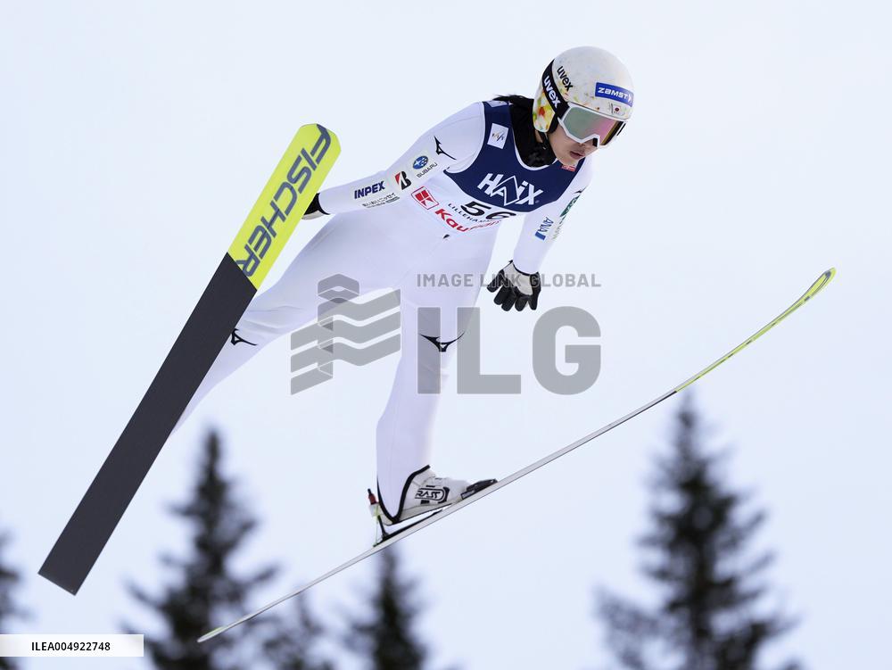Ski jumping: World Cup in Lillehammer