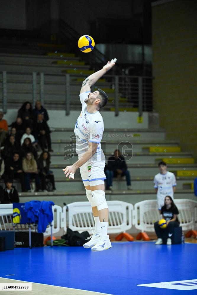 VOLLEY - Superlega Serie A - Cisterna Volley vs Allianz Milano 0-3 (21-25, 18-25, 24-26)