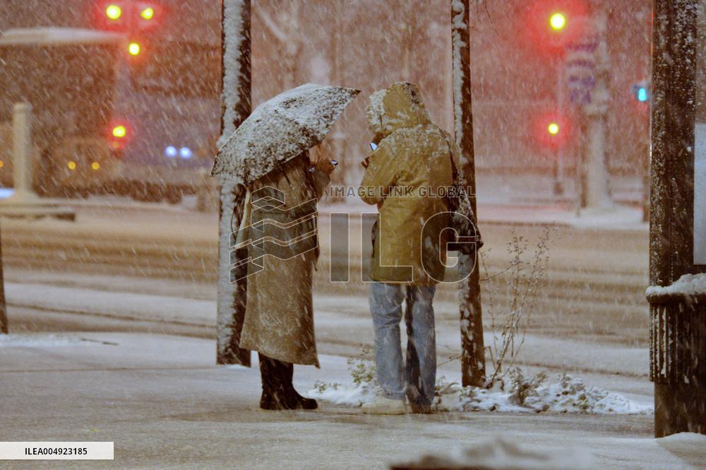 Illustration - Snow in Paris