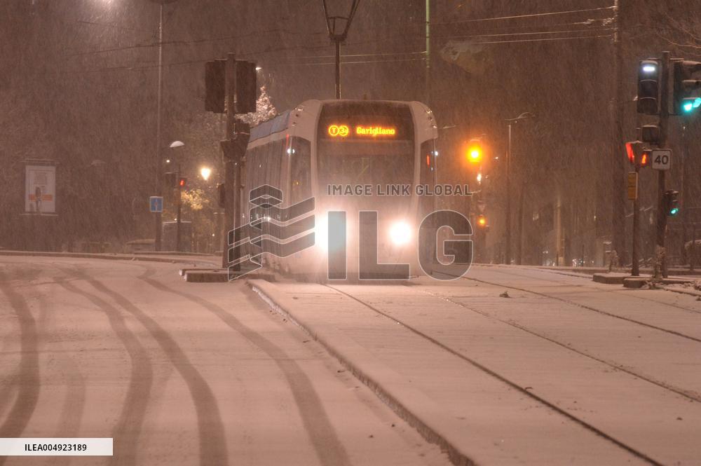 Illustration - Snow in Paris