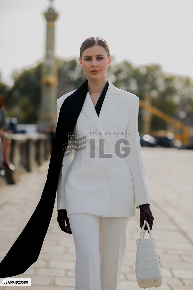 PFW - Dior Street Style