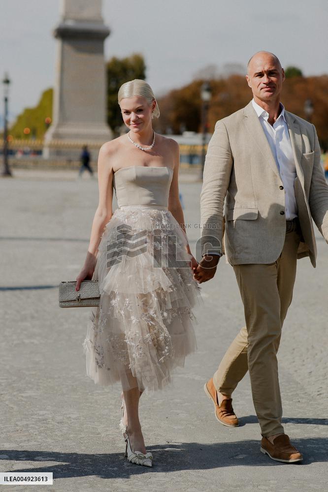 PFW - Dior Street Style