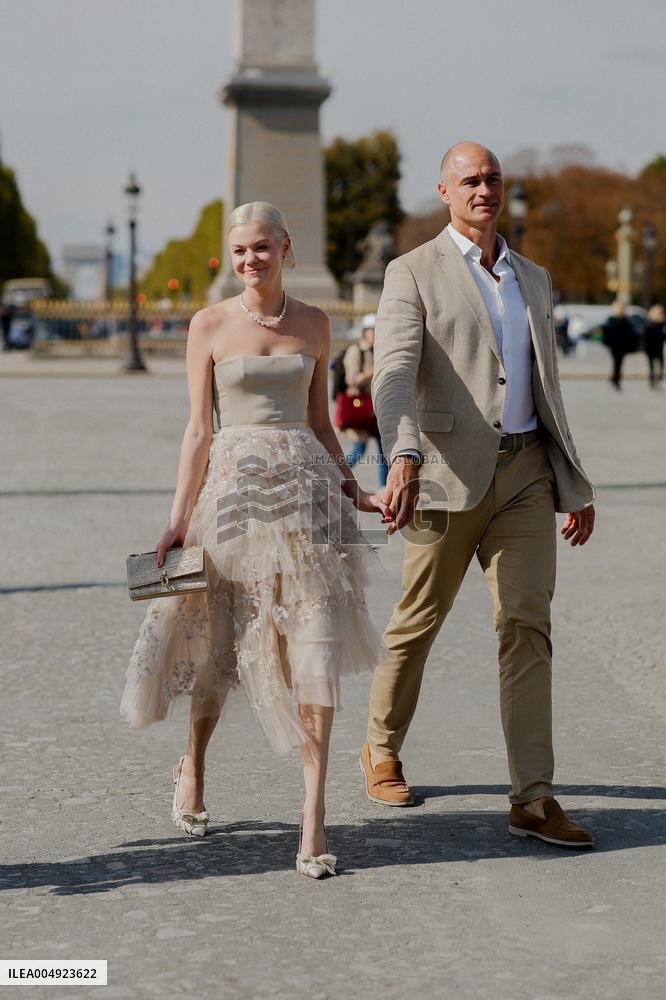 PFW - Dior Street Style