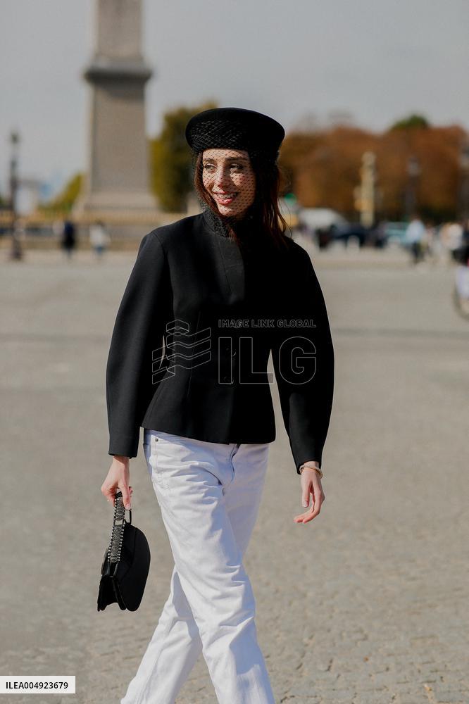PFW - Dior Street Style