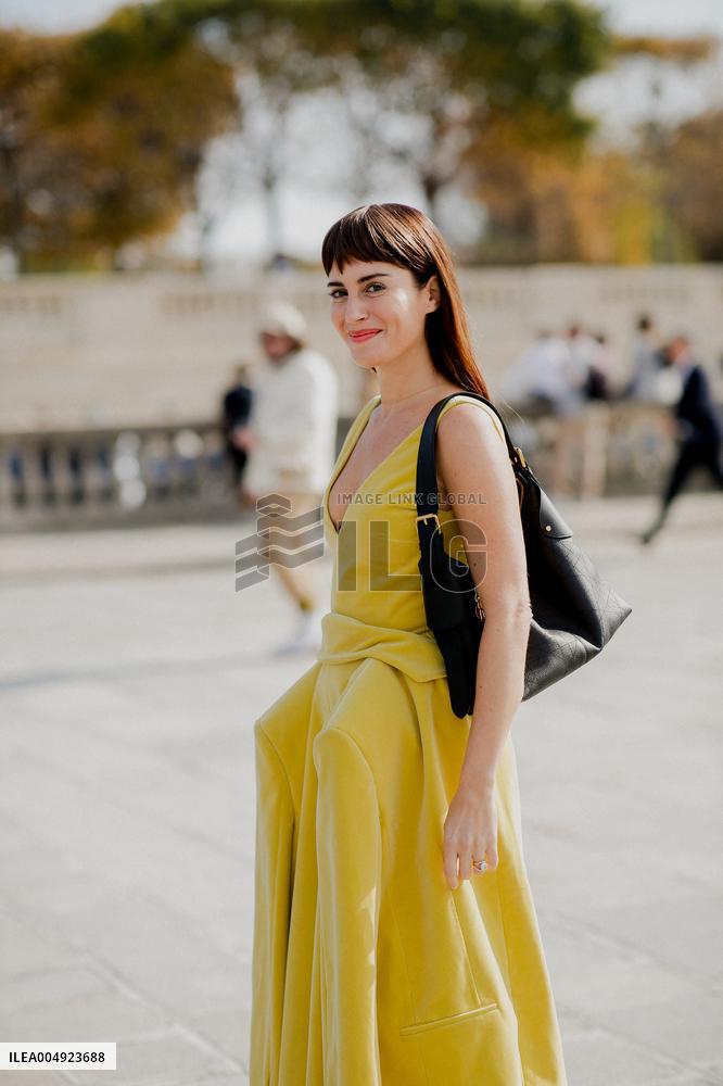 PFW - Dior Street Style