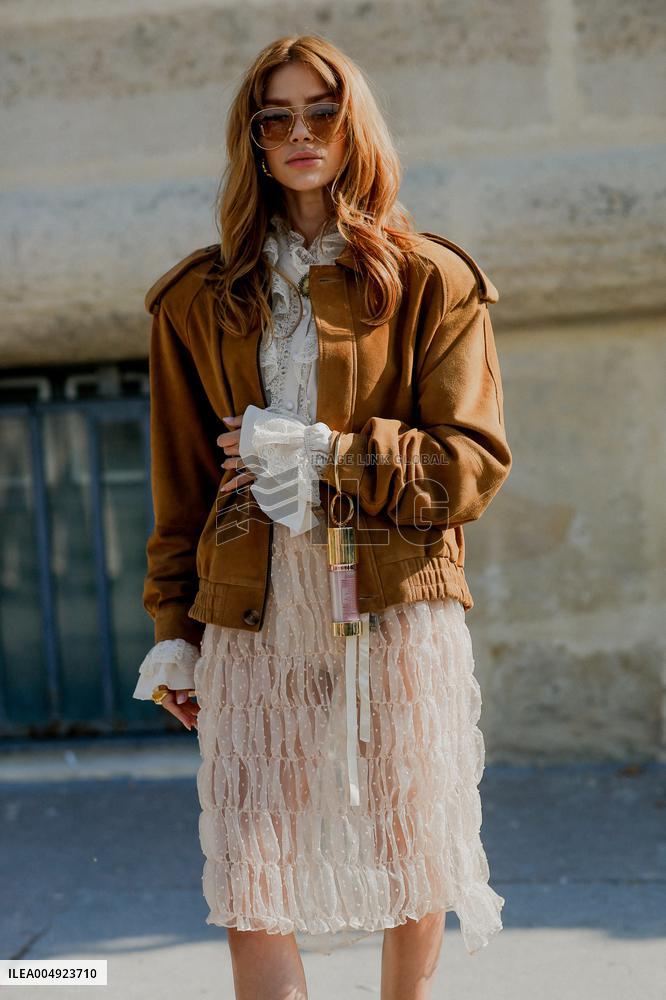 PFW - Dior Street Style
