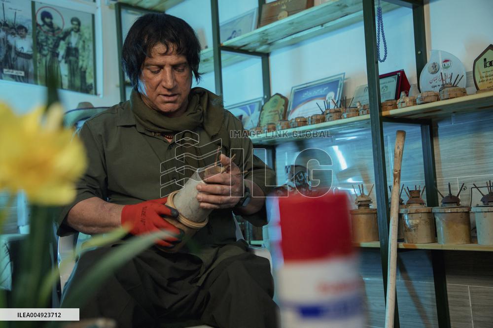 Iraqi Deminer Loses Legs Clearing Mines - Iraq