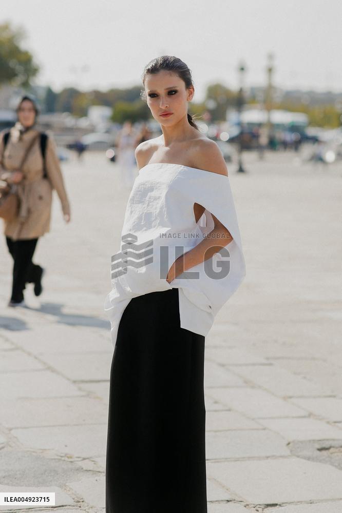PFW - Dior Street Style