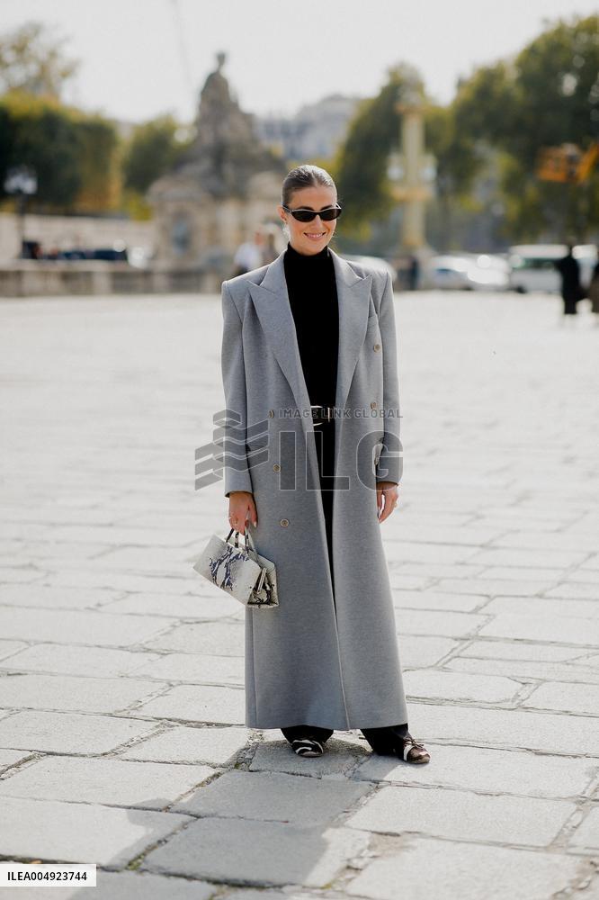 PFW - Dior Street Style