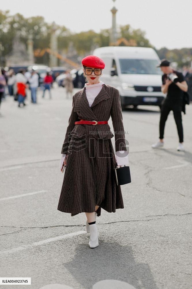 PFW - Dior Street Style
