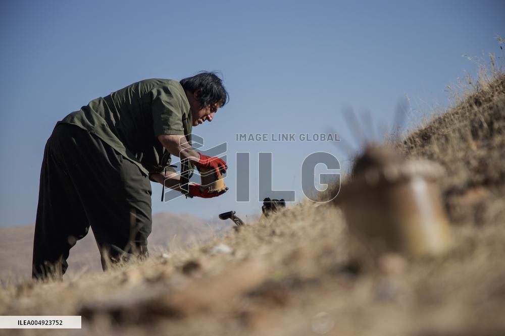 Iraqi Deminer Loses Legs Clearing Mines - Iraq