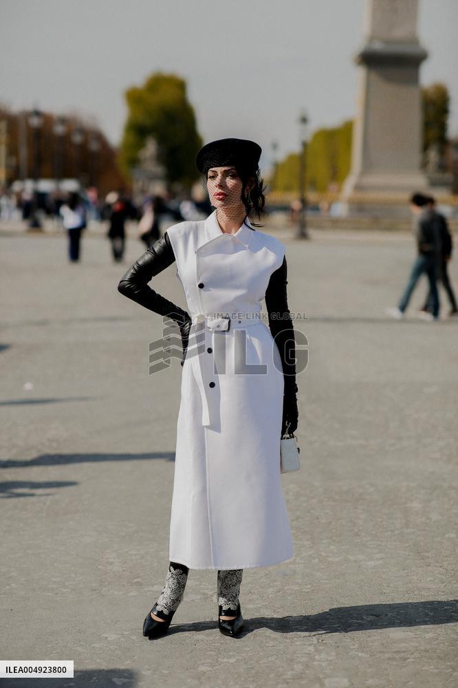 PFW - Dior Street Style