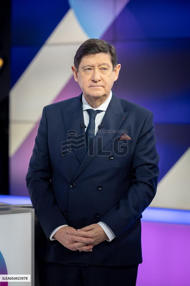 Patrick Kanner on DImanche En Politique - Paris AJ