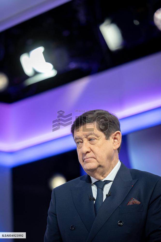 Patrick Kanner on DImanche En Politique - Paris AJ