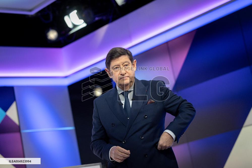 Patrick Kanner on DImanche En Politique - Paris AJ