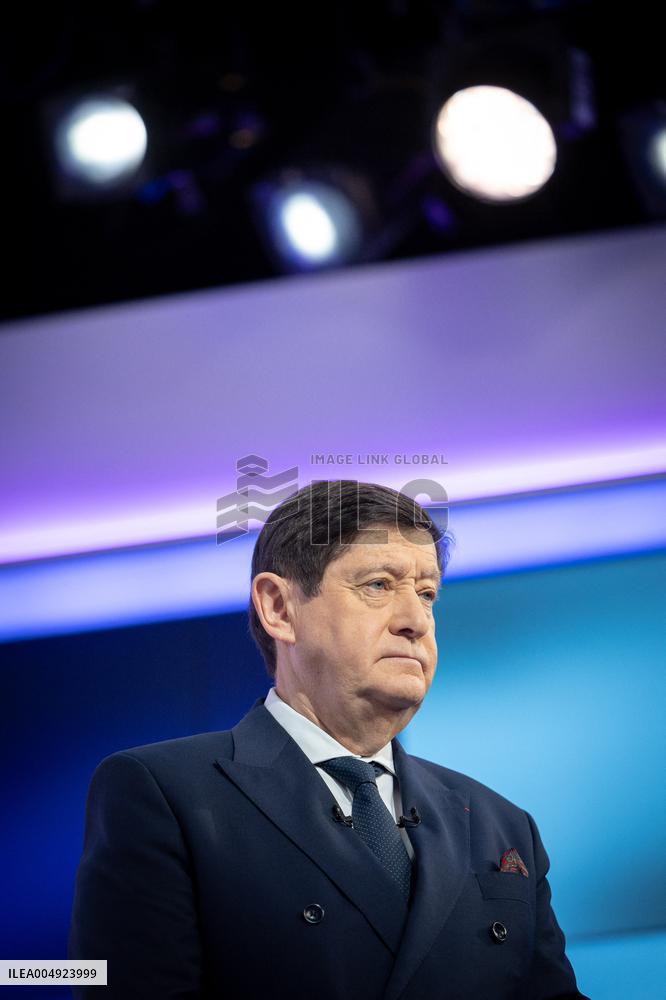Patrick Kanner on DImanche En Politique - Paris AJ