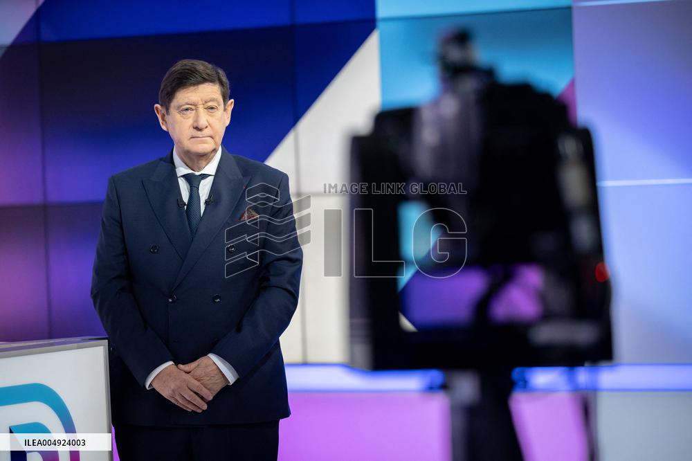 Patrick Kanner on DImanche En Politique - Paris AJ