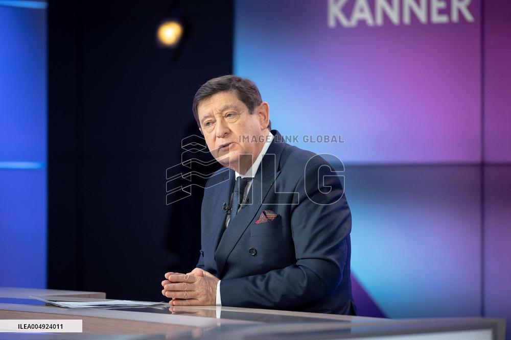 Patrick Kanner on DImanche En Politique - Paris AJ