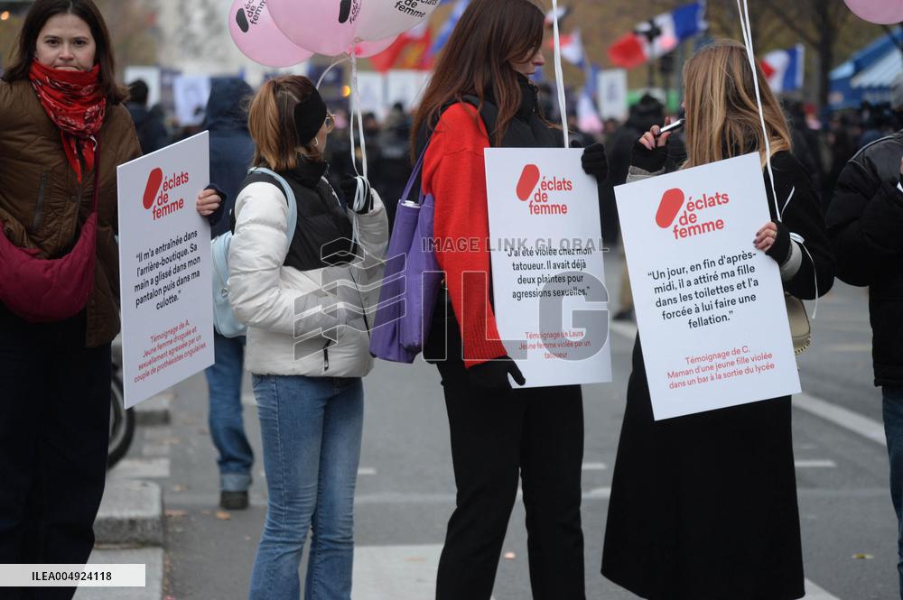 Far Right Group At March Against The Violence Against Women - Paris