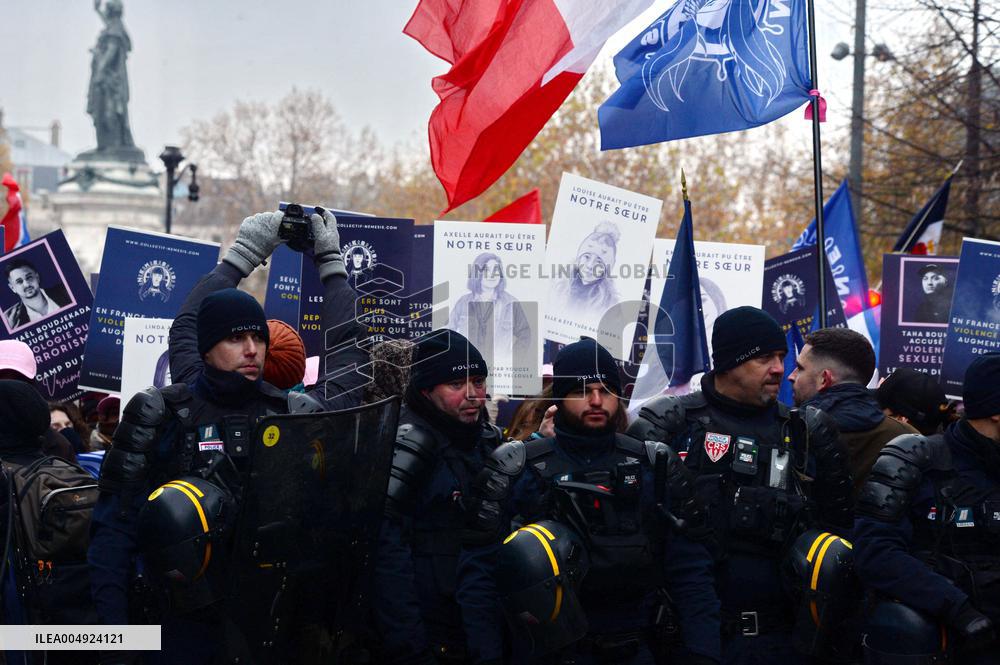 Far Right Group At March Against The Violence Against Women - Paris