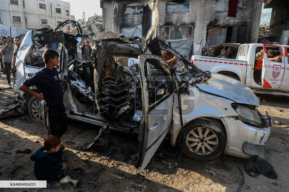 Israeli Strike Kills At Least 10 Palestinians - Gaza