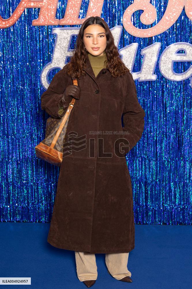 Sur Un Air De Blues - Song Sung Blue Paris Premiere NB