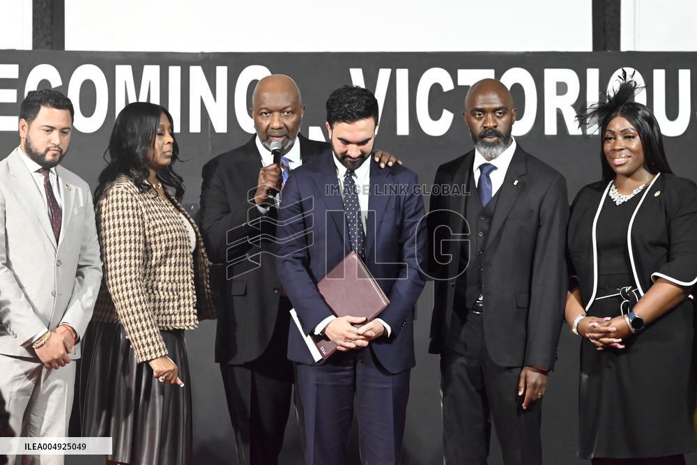 Mayor-elect Mamdani Attends Sunday Mass in Bronx, NYC