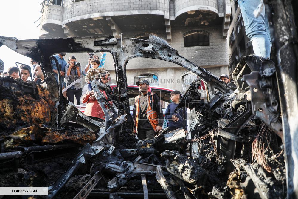 Israeli Airstrikes And Aftermath - Gaza City