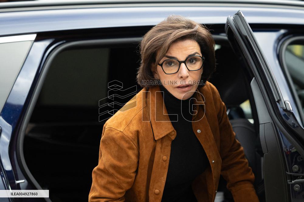 Rachida Dati visits La Courneuve Six Routes station construction site