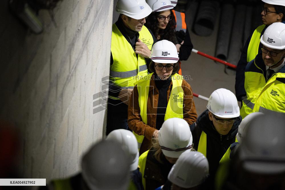 Rachida Dati visits La Courneuve Six Routes station construction site
