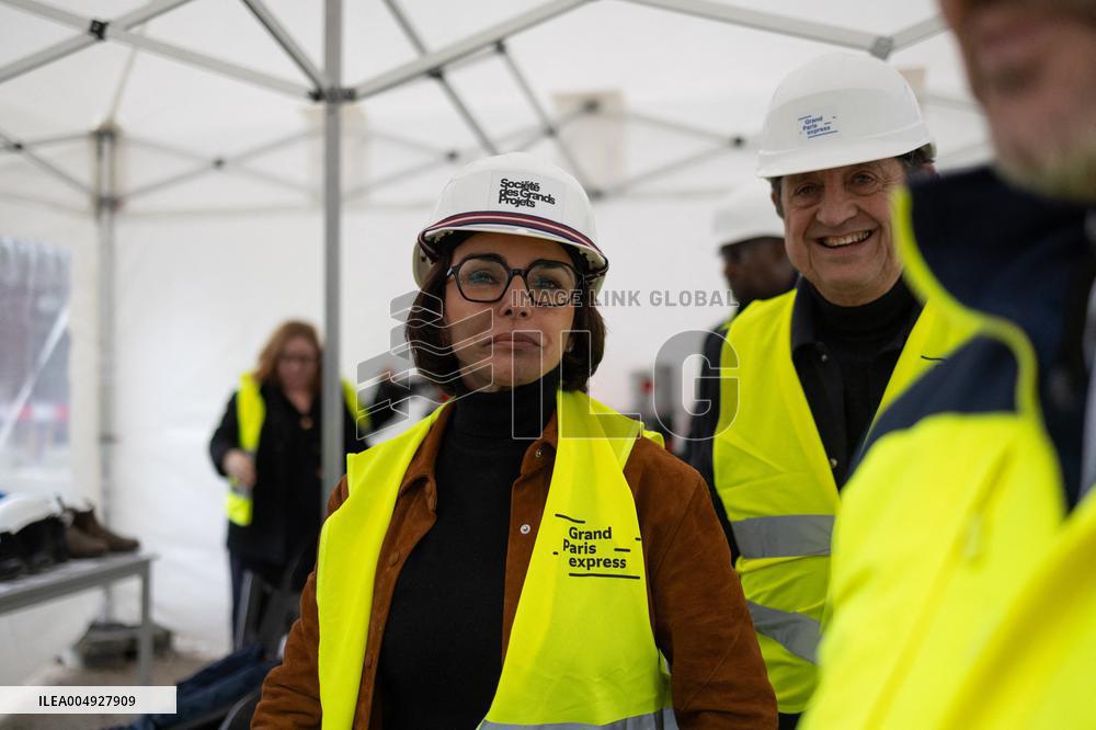 Rachida Dati visits La Courneuve Six Routes station construction site