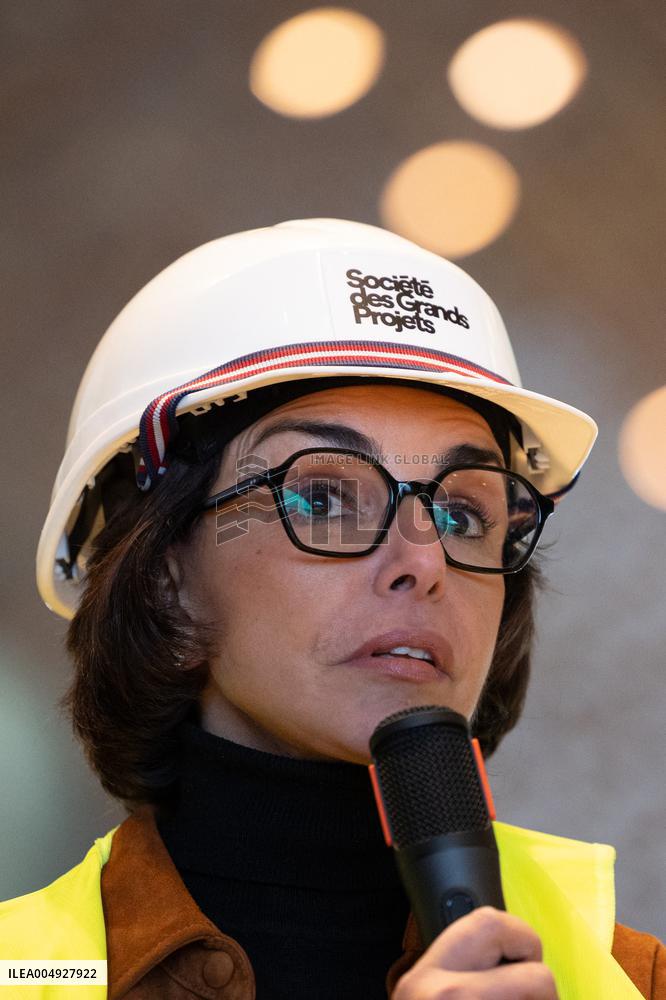 Rachida Dati visits La Courneuve Six Routes station construction site