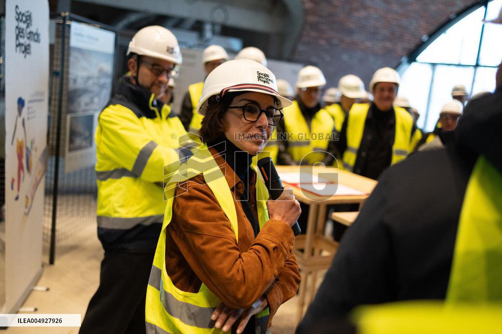 Rachida Dati visits La Courneuve Six Routes station construction site