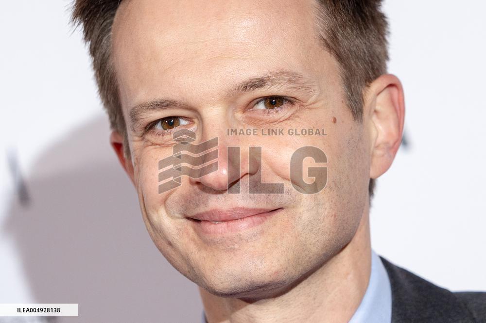 Woman of Influence Award - Paris AJ