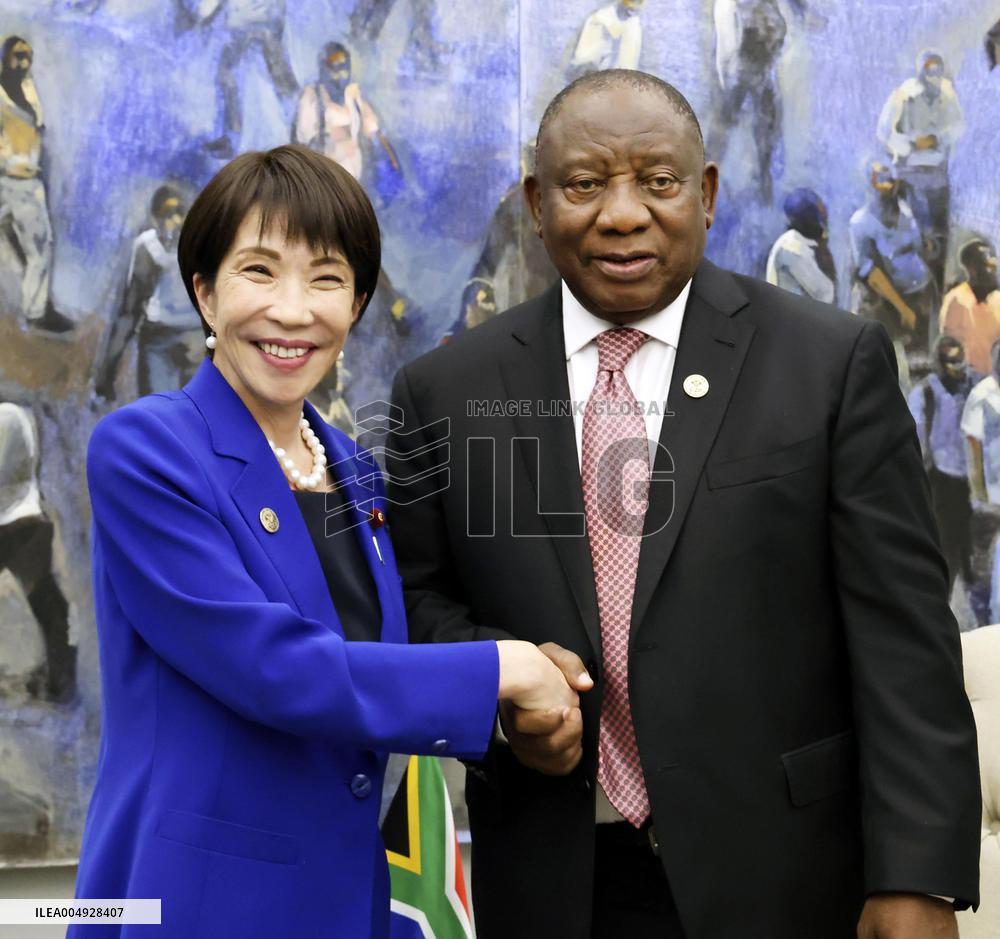 Japan-S. Africa summit in Johannesburg