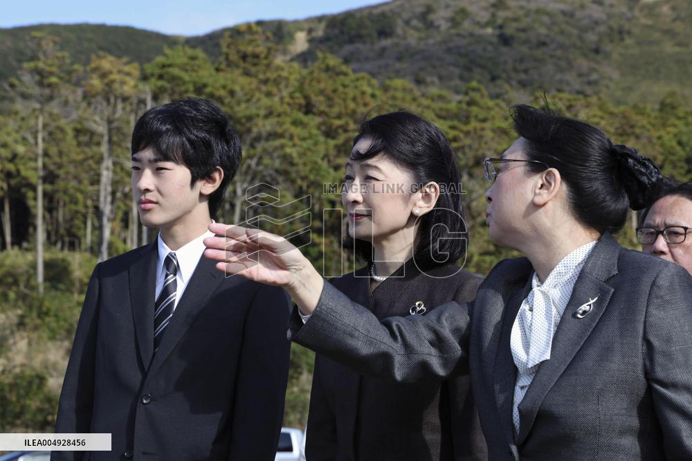 Japan Crown Princess Kiko and Prince Hisahito