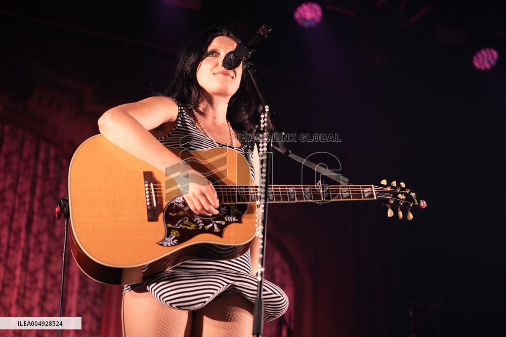 Alessi Rose In Concert - London