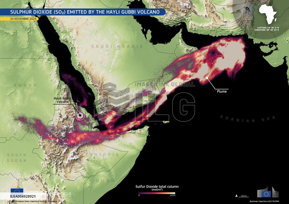 Satellite Views of Hayli Gubbi Volcano Eruption