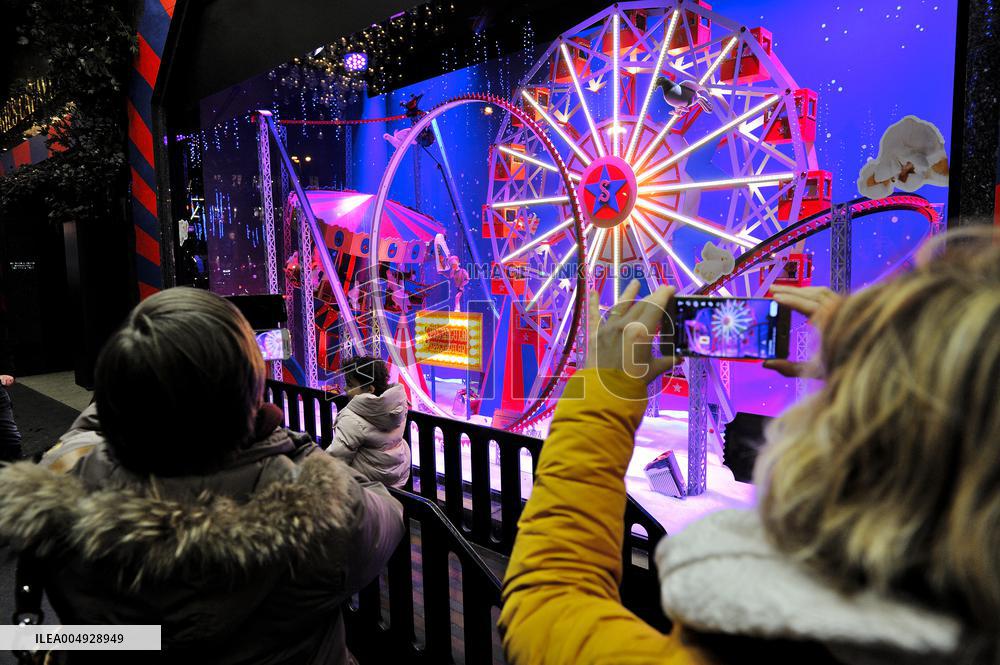 Illustration - Christmas in Paris