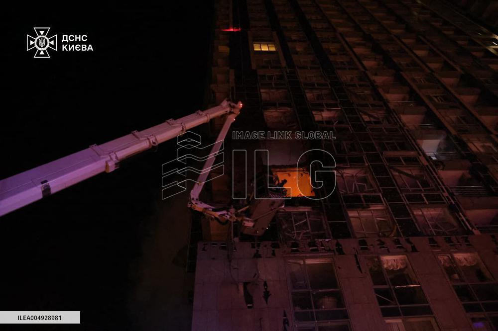 Night Attack in Kyiv Leaves Six Dead - Ukraine