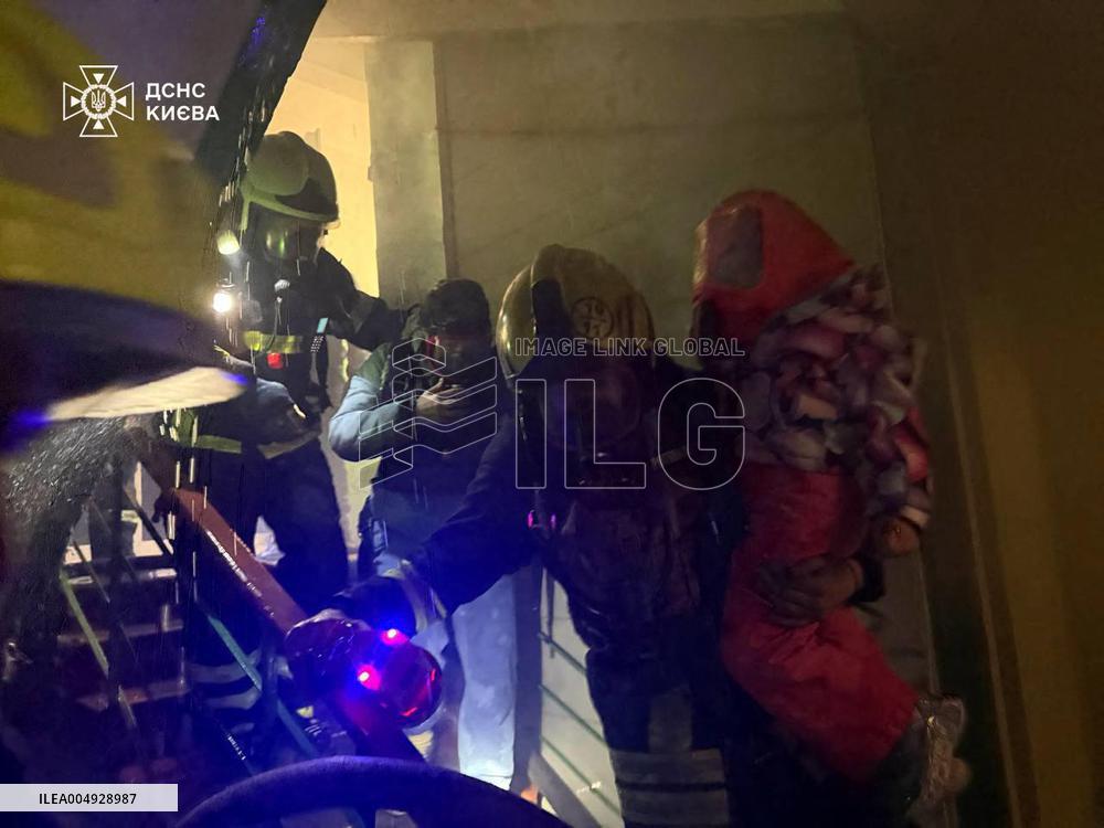 Night Attack in Kyiv Leaves Six Dead - Ukraine