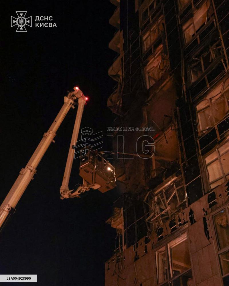 Night Attack in Kyiv Leaves Six Dead - Ukraine