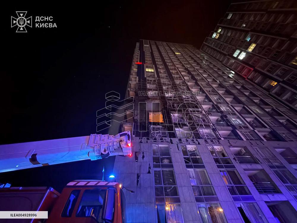 Night Attack in Kyiv Leaves Six Dead - Ukraine