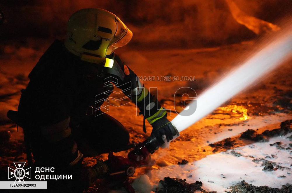 Night Attack in Kyiv Leaves Six Dead - Ukraine