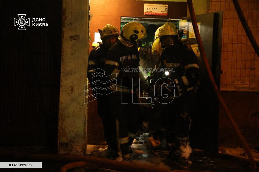 Night Attack in Kyiv Leaves Six Dead - Ukraine