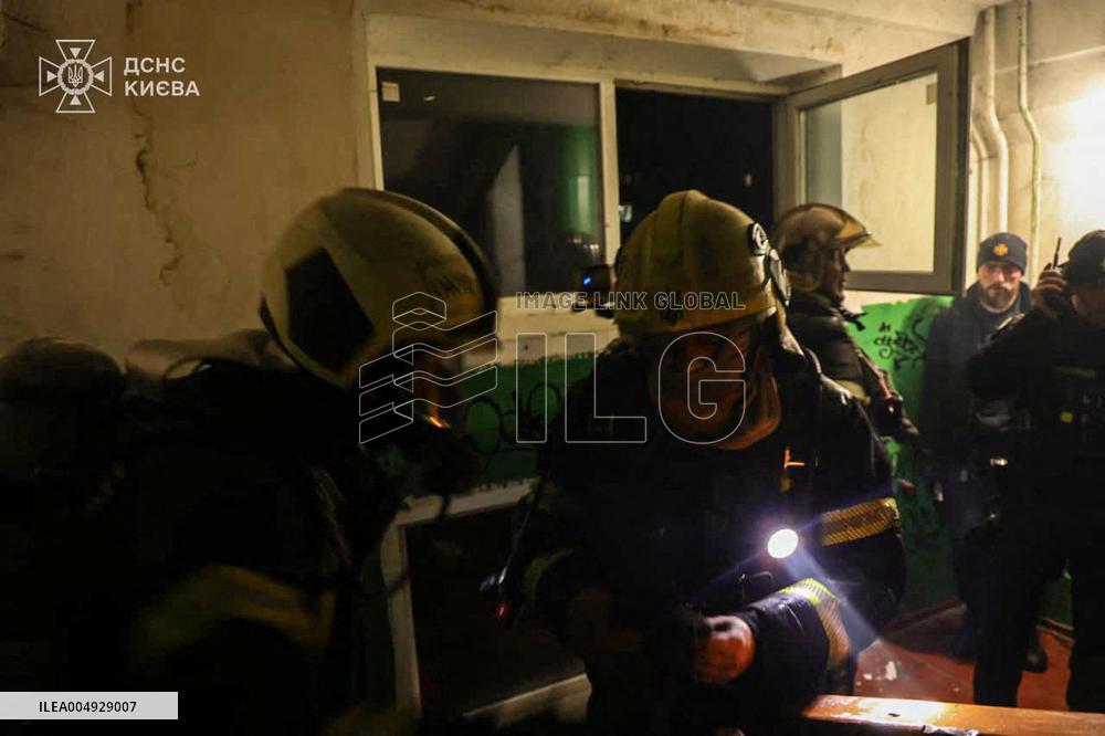 Night Attack in Kyiv Leaves Six Dead - Ukraine